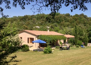 Ferienhaus an der Ardèche in Südfrankreich, Ansicht von Süd-West Ferienhaus an der Ardèche in Südfrankreich, Ansicht von Süd-West