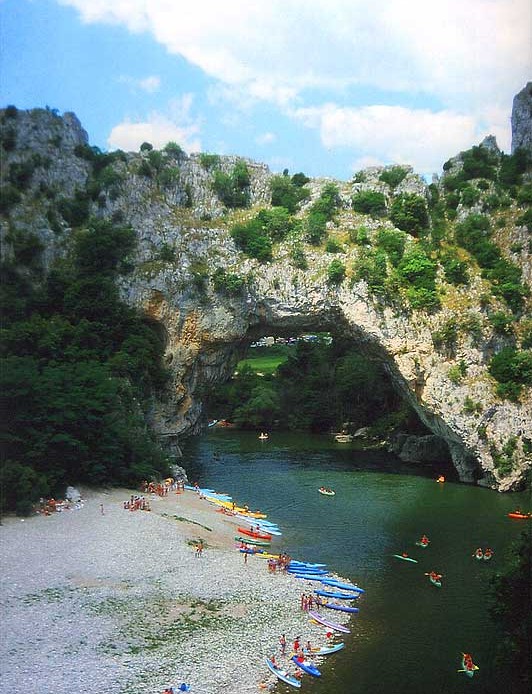 Der Pont d'Arc an der Ardèche Die Ardèche, Pont d'Arc